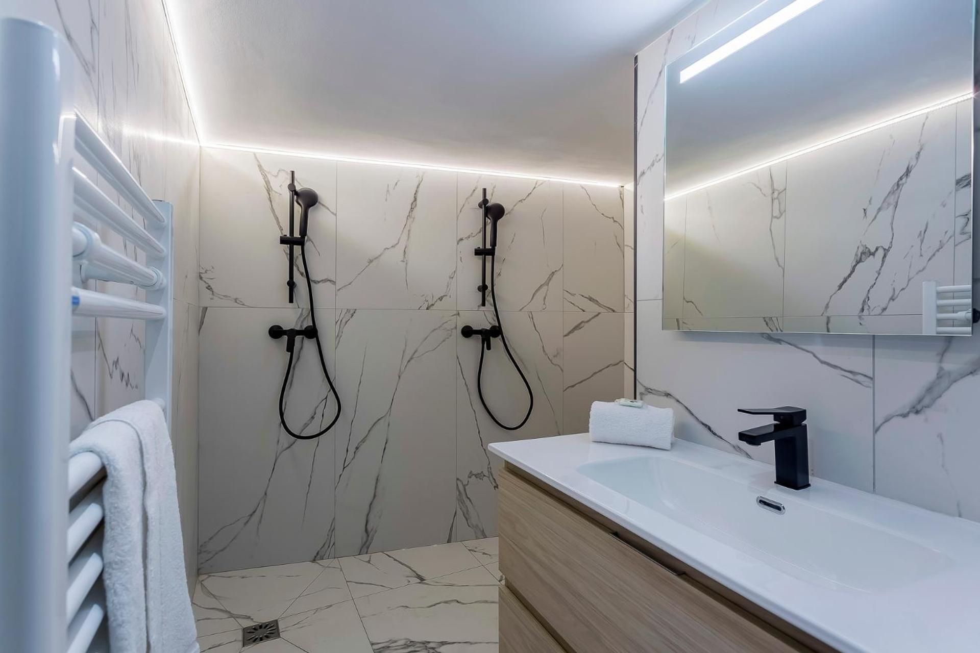 Suite Romantique Balneo Centre Lyon Ngoại thất bức ảnh